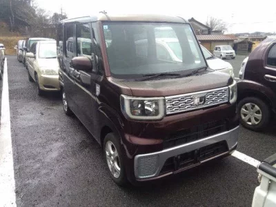 Daihatsu WAKE  с аукциона в Японии