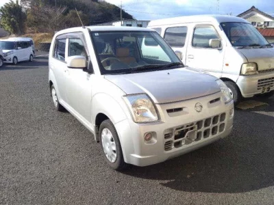 Nissan PINO