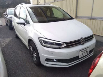 Volkswagen GOLF TOURAN  с аукциона в Японии