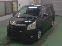 Toyota NOAH лот № 50 оценка R  с аукциона в Японии 5