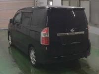 Toyota NOAH лот № 59 оценка 3.5  с аукциона в Японии 1