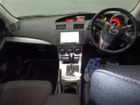 Mazda AXELA лот № 85 оценка 3.5  с аукциона в Японии 2