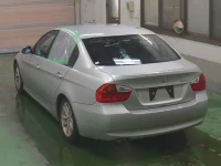 BMW 3-Series лот № 41 оценка 3.5  с аукциона в Японии 1