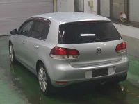 Volkswagen GOLF лот № 3542 оценка 3.5  с аукциона в Японии 1