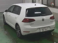 Volkswagen GOLF лот № 3594 оценка 3.5  с аукциона в Японии 1