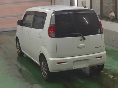 Suzuki MRWAGON