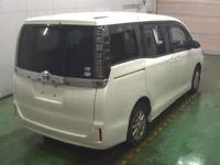 Toyota VOXY лот № 3613 оценка 3.5  с аукциона в Японии 6