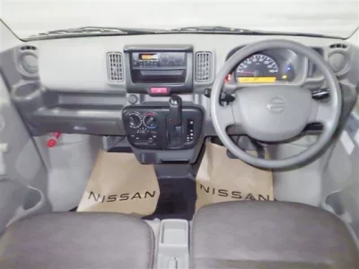 Nissan CLIPPER VAN