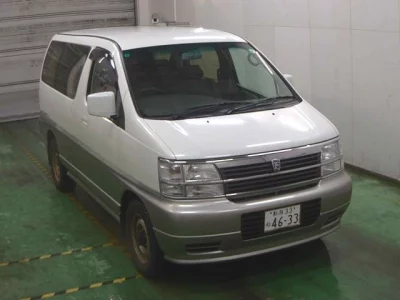 Nissan ELGRAND  с аукциона в Японии