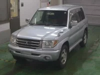 Mitsubishi PAJERO IO лот № 215 оценка 3  с аукциона в Японии 5