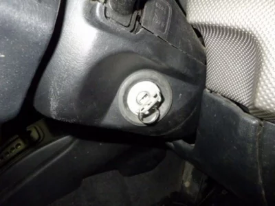 Mitsubishi PAJERO IO  с аукциона в Японии