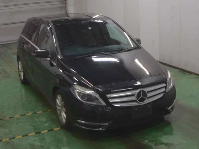 Mercedes-Benz B CLASS