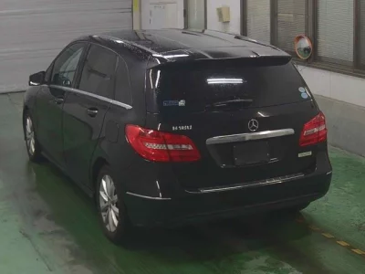 Mercedes-Benz B CLASS