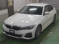 BMW 3-Series лот № 3029 оценка 4  с аукциона в Японии 6