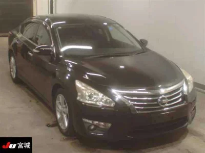 Nissan TEANA