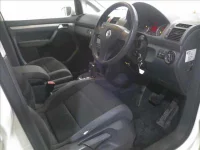 Volkswagen GOLF TOURAN лот № 4072 оценка 3.5  с аукциона в Японии 3