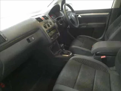 Volkswagen GOLF TOURAN  с аукциона в Японии