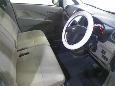 Daihatsu MOVE  с аукциона в Японии