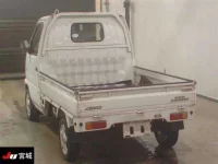 Suzuki CARRY TRUCK лот № 4049 оценка 3  с аукциона в Японии 1