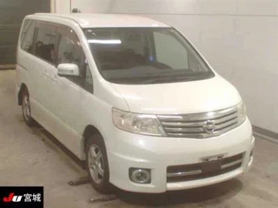 Nissan SERENA  с аукциона в Японии