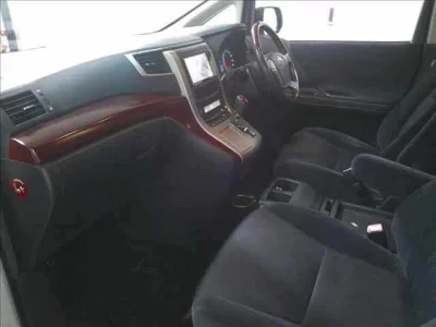 Toyota VELLFIRE  с аукциона в Японии