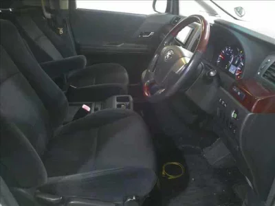 Toyota VELLFIRE  с аукциона в Японии