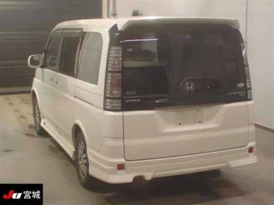 Honda STEP WAGON  с аукциона в Японии