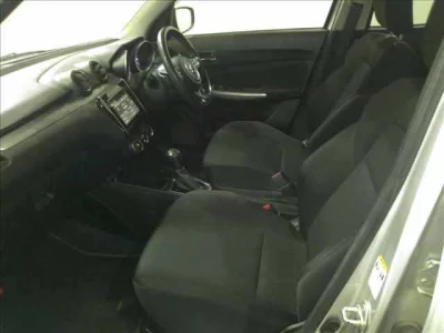 Suzuki SWIFT  с аукциона в Японии