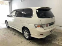 Toyota GAIA лот № 11042 оценка 3  с аукциона в Японии 1