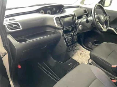 Suzuki SOLIO  с аукциона в Японии