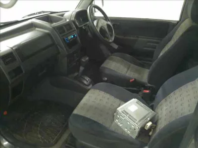 Mitsubishi PAJERO MINI