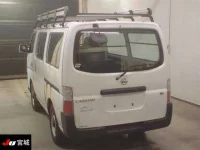 Nissan CARAVAN VAN лот № 9017 оценка R  с аукциона в Японии 1