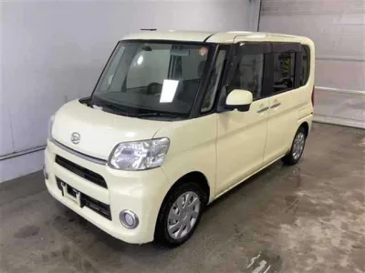 Daihatsu TANTO  с аукциона в Японии