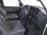 Isuzu BIGHORN лот № 4406 оценка 3.5  с аукциона в Японии 3
