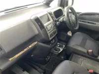 Nissan SERENA лот № 11176 оценка RA  с аукциона в Японии 2