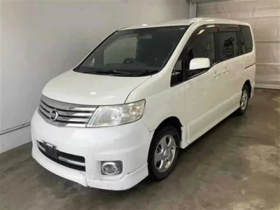 Nissan SERENA  с аукциона в Японии