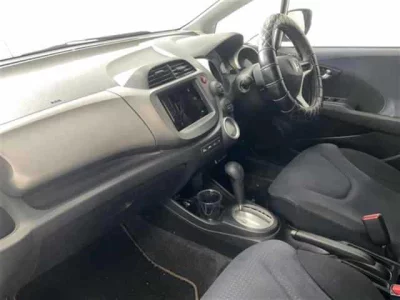 Honda FIT  с аукциона в Японии