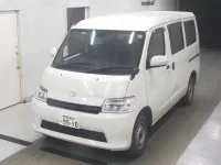 Mazda BONGO VAN лот № 4033 оценка R  с аукциона в Японии 3