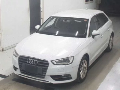 Audi A3  с аукциона в Японии