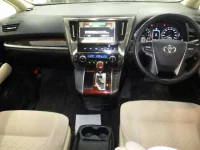 Toyota VELLFIRE лот № 3047 оценка 4  с аукциона в Японии 2