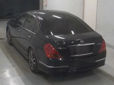 Nissan TEANA