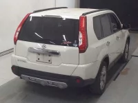 Nissan X-TRAIL лот № 3049 оценка 4  с аукциона в Японии 4