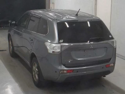 Mitsubishi OUTLANDER PHEV
