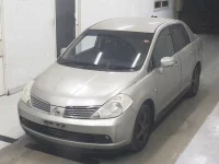 Nissan TIIDA LATIO лот № 5248 оценка 3  с аукциона в Японии 2