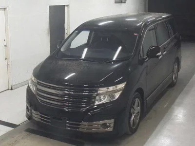 Nissan ELGRAND  с аукциона в Японии