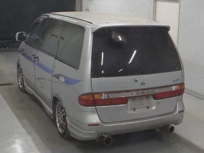Nissan LARGO