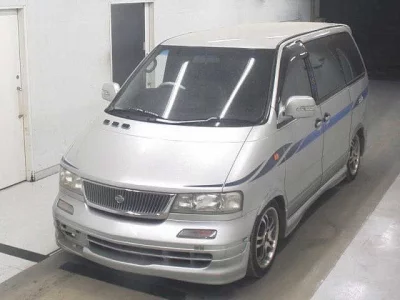 Nissan LARGO
