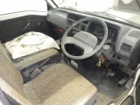 Mazda BONGO лот № 4061 оценка R  с аукциона в Японии 2