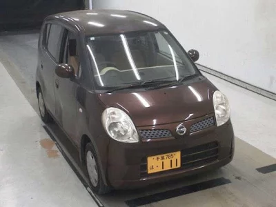 Nissan MOCO