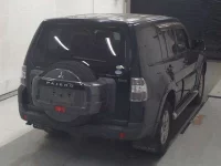 Mitsubishi PAJERO лот № 3069 оценка 3.5  с аукциона в Японии 3